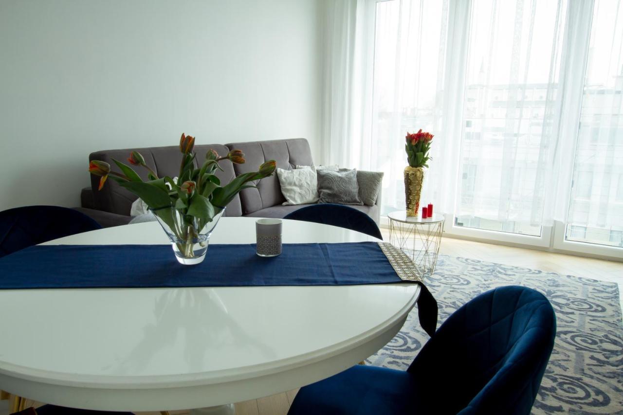Nowy Apartment Przy Placu Szembeka Varsavia Esterno foto