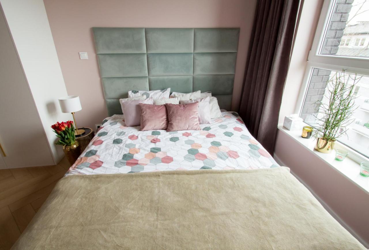 Nowy Apartment Przy Placu Szembeka Varsavia Esterno foto