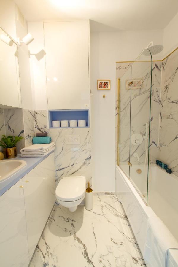 Nowy Apartment Przy Placu Szembeka Varsavia Esterno foto